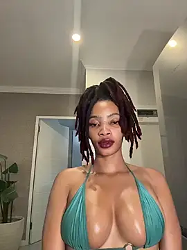 Snapshot of ZinaFreak chatting on October 26, 2025, 7:20 pm ZinaFreak online show from October 26, 2025, 7:20 pm