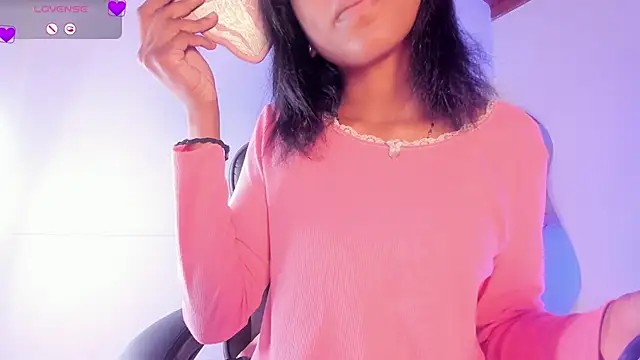 Zaira Rose  online show from September 9, 2025, 12:48 pm