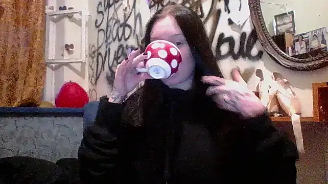 Snapshot of RussNocturnal chatting on March 4, 2025, 4:17 am RussNocturnal online show from March 4, 2025, 4:17 am