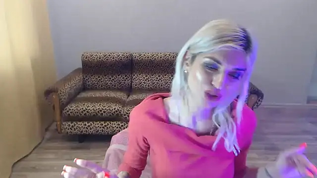 Snapshot of SexyBeatriice chatting on February 1, 2025, 10:26 am SexyBeatriice online show from February 1, 2025, 10:26 am