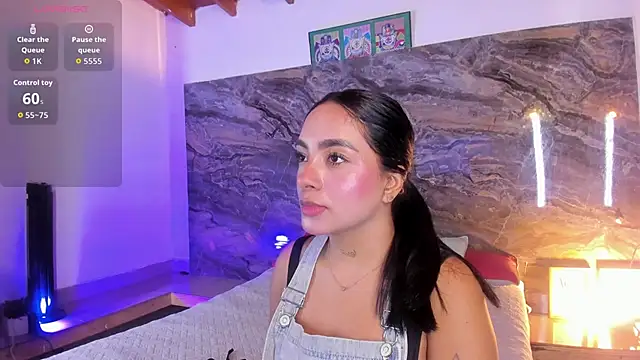 Estefy gomez09 online show from May 24, 2026, 12:10 pm