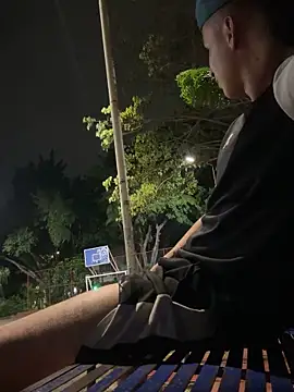 arevalo1124 online show from October 16, 2025, 5:30 am