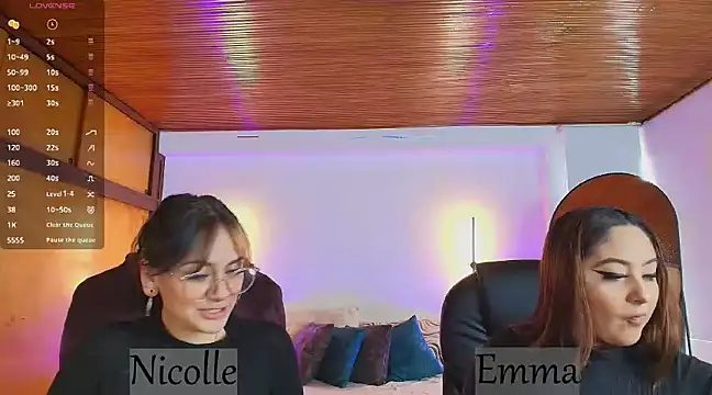  Emma11 online show from March 18, 2025, 7:42 pm