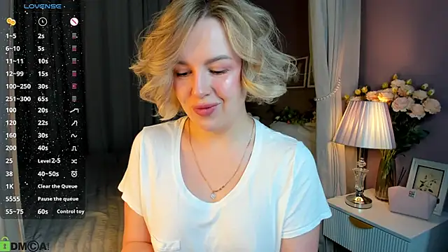 Snapshot of Nikki_Kai chatting on September 16, 2025, 12:22 am Nikki Kai online show from September 16, 2025, 12:22 am