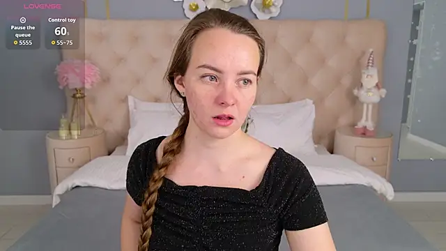 JaniceCollins online show from December 16, 2025, 2:38 am