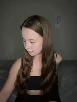 Snapshot of Arielle_Swan chatting on May 18, 2026, 5:52 pm Arielle Swan online show from May 18, 2026, 5:52 pm