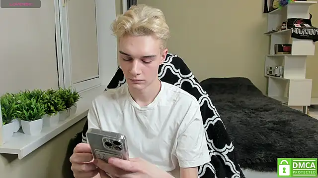 avegothy- online show from March 18, 2025, 4:15 pm