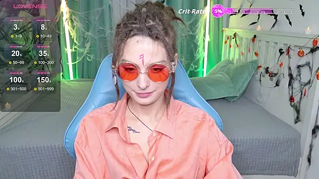 Snapshot of AnTikaMy chatting on October 18, 2025, 6:30 pm AnTikaMy online show from October 18, 2025, 6:30 pm