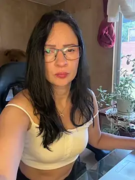 Snapshot of ValeriaVixen chatting on February 10, 2026, 6:45 pm ValeriaVixen online show from February 10, 2026, 6:45 pm