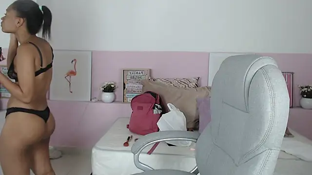 Snapshot of brendathompson_ chatting on March 4, 2025, 3:26 pm brendathompson online show from March 4, 2025, 3:26 pm