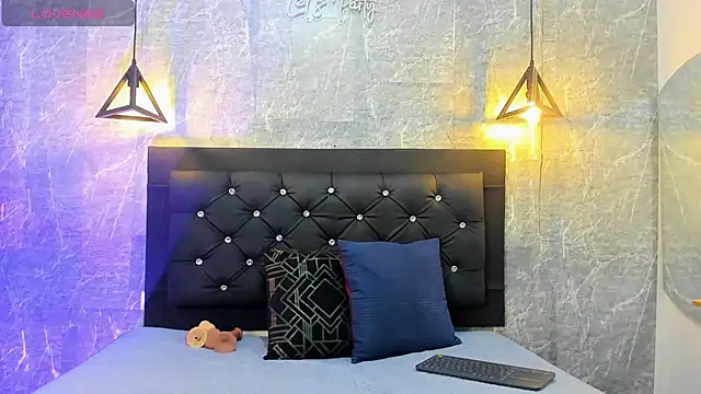 emberhodson online show from January 11, 2026, 12:54 pm