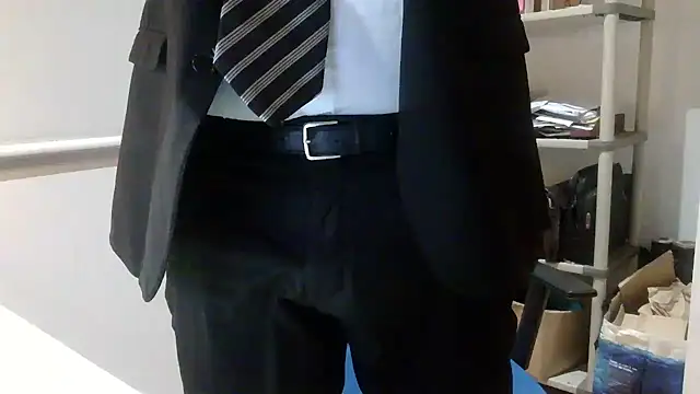 66MA69 online show from April 16, 2026, 5:30 am