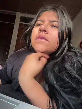 Snapshot of viccky_vick chatting on February 24, 2025, 12:26 pm viccky vick online show from February 24, 2025, 12:26 pm