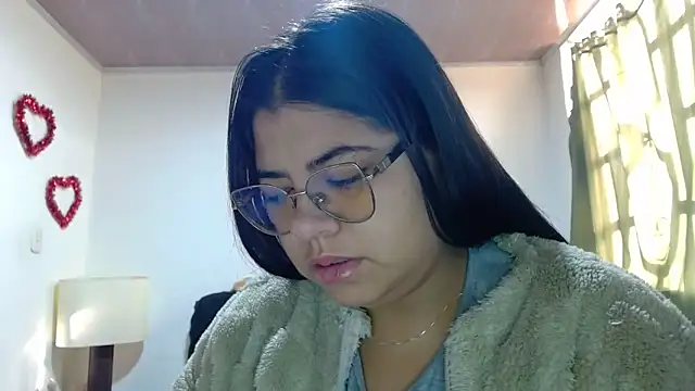 Snapshot of viccky_vick chatting on September 17, 2025, 12:40 pm viccky vick online show from September 17, 2025, 12:40 pm