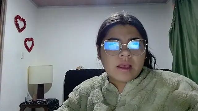 Snapshot of viccky_vick chatting on September 18, 2025, 1:18 am viccky vick online show from September 18, 2025, 1:18 am