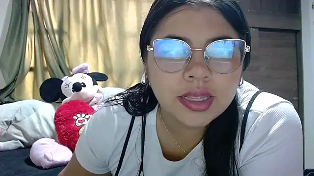 Snapshot of viccky_vick chatting on November 11, 2025, 5:46 pm viccky vick online show from November 11, 2025, 5:46 pm