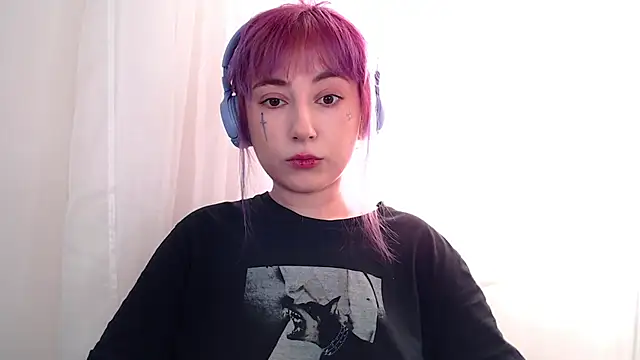 purplewitch online show from February 12, 2026, 4:07 am