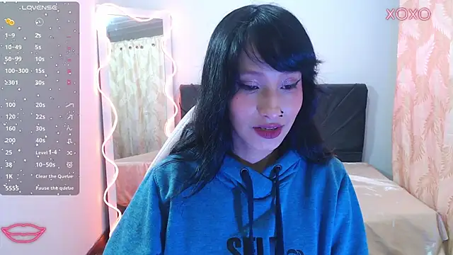 palmerfox tay online show from March 18, 2025, 6:48 pm