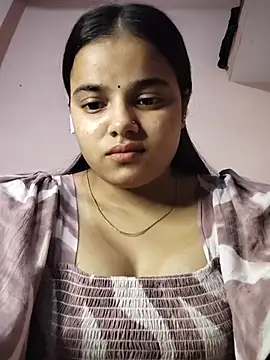 Snapshot of RAYI_123 chatting on June 24, 2026, 2:16 pm RAYI 123 online show from June 24, 2026, 2:16 pm