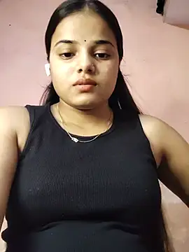 Snapshot of RAYI_123 chatting on July 7, 2026, 1:48 pm RAYI 123 online show from July 7, 2026, 1:48 pm