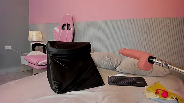 yeikafoxy online show from October 11, 2025, 11:09 am