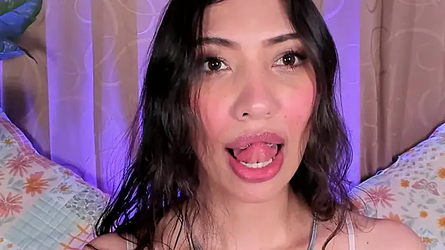 Miss veronicaa2 online show from May 28, 2026, 1:08 pm