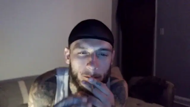 cruz815 online show from October 20, 2025, 12:11 am