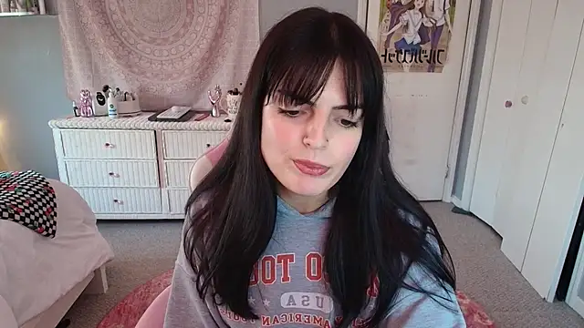 Snapshot of princesselysia chatting on November 5, 2025, 4:29 pm princesselysia online show from November 5, 2025, 4:29 pm