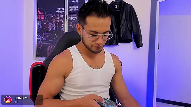 Snapshot of Max_Conor1 chatting on January 29, 2025, 7:22 pm Max Conor1 online show from January 29, 2025, 7:22 pm