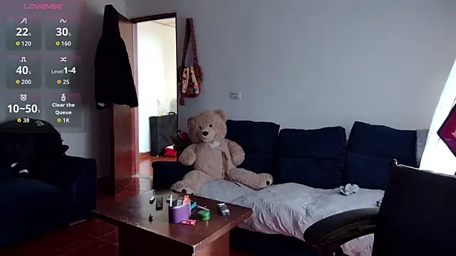 onissm online show from October 2, 2025, 2:13 pm