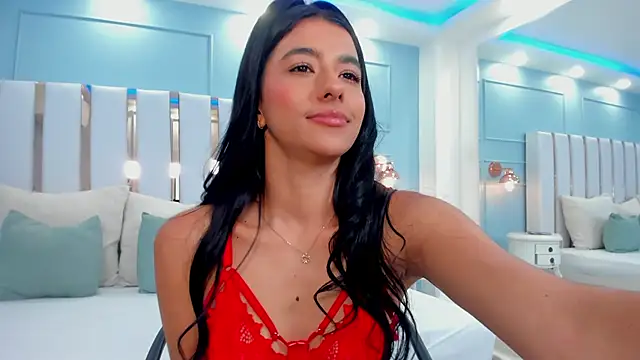 eva roseee online show from March 18, 2026, 10:13 pm