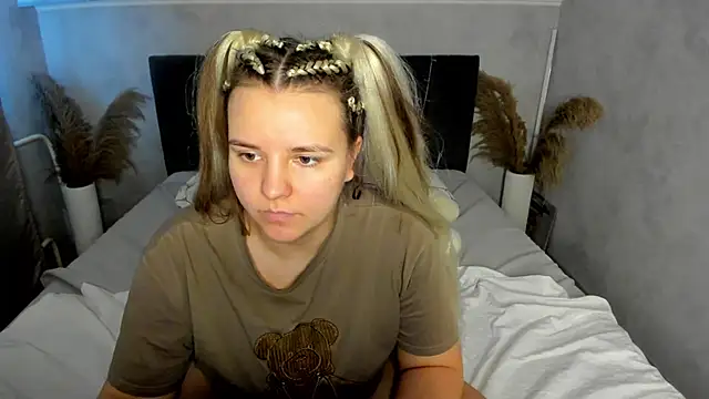 Snapshot of Jenny_Jimmy chatting on February 20, 2026, 6:26 am Jenny Jimmy online show from February 20, 2026, 6:26 am