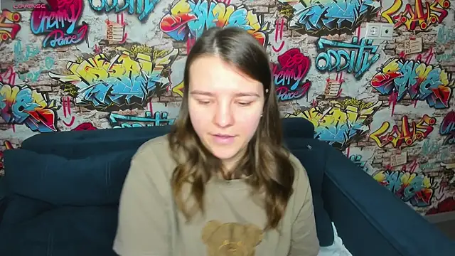 Snapshot of Jenny_Jimmy chatting on April 6, 2026, 9:21 am Jenny Jimmy online show from April 6, 2026, 9:21 am