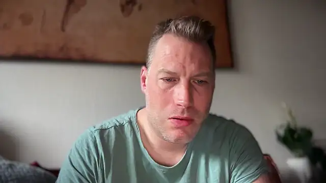 Christian87xxx online show from April 12, 2026, 6:18 am