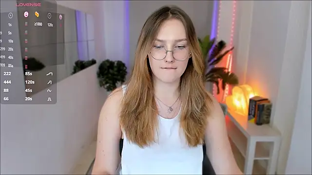 MaryWaddell online show from March 2, 2025, 3:56 am