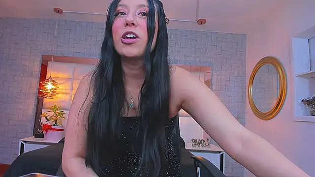 Nohemi louse online show from March 29, 2026, 6:19 pm