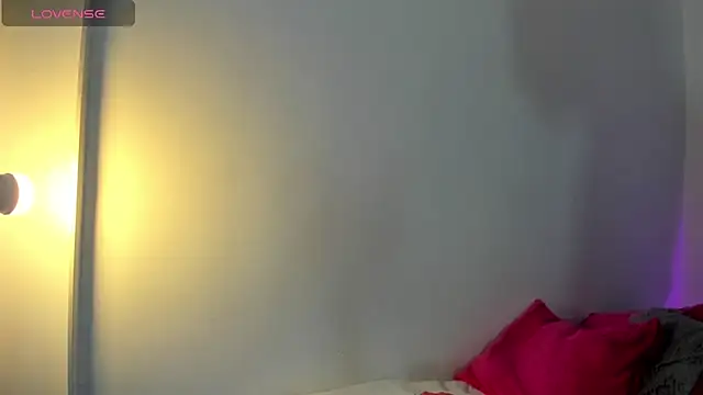 Roxy Stonee online show from February 2, 2026, 7:34 pm