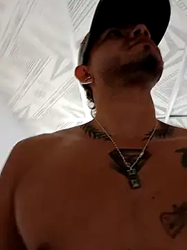 Niick01  online show from April 11, 2026, 1:37 pm