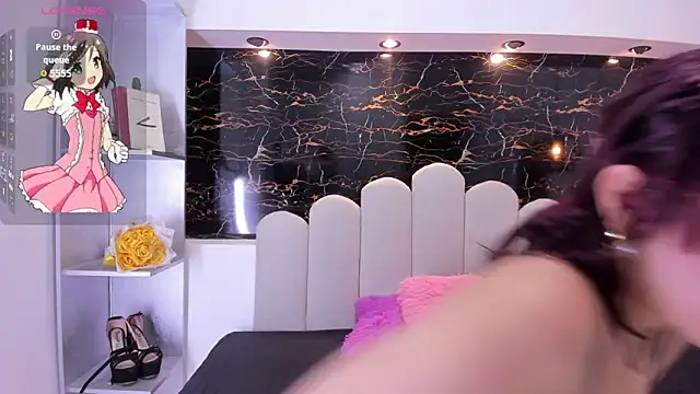 Annyrosee online show from November 19, 2025, 7:36 pm