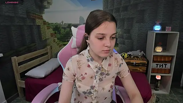 kaisajenner online show from October 21, 2025, 6:14 am