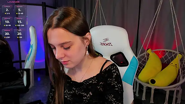 kaisajenner online show from December 16, 2025, 8:36 pm