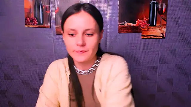 ValeriaHeart  online show from February 10, 2025, 12:29 pm