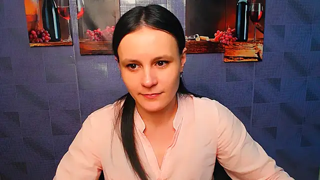 ValeriaHeart  online show from February 19, 2025, 8:33 am