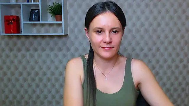 ValeriaHeart  online show from December 5, 2025, 2:58 pm