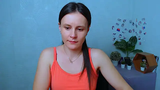 ValeriaHeart  online show from January 12, 2026, 3:28 pm