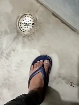 Hot funky boy online show from January 10, 2026, 1:02 pm