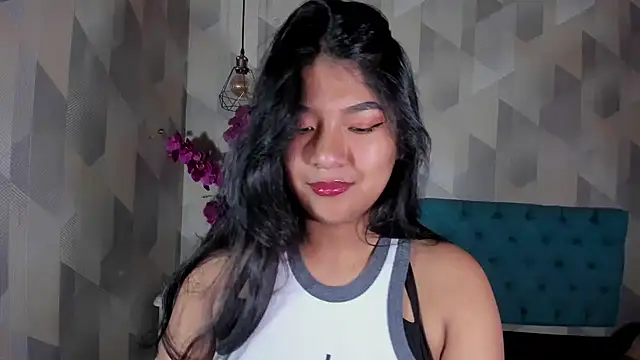 ScarletKray online show from October 9, 2025, 3:48 am