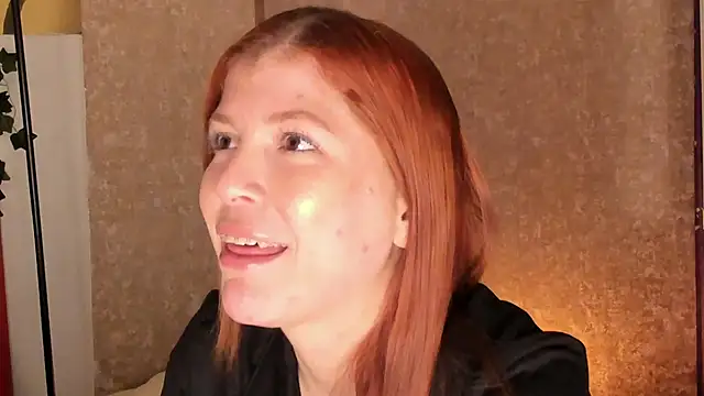 Snapshot of FelicitaSweet chatting on March 10, 2025, 11:06 pm FelicitaSweet online show from March 10, 2025, 11:06 pm