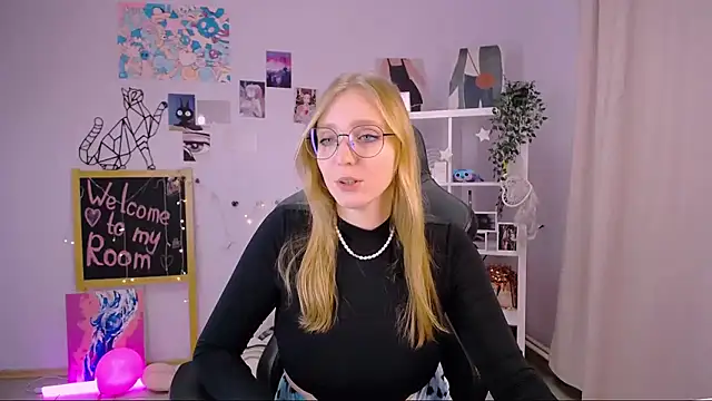 Snapshot of VeronicaAndersen chatting on February 19, 2025, 3:27 pm VeronicaAndersen online show from February 19, 2025, 3:27 pm
