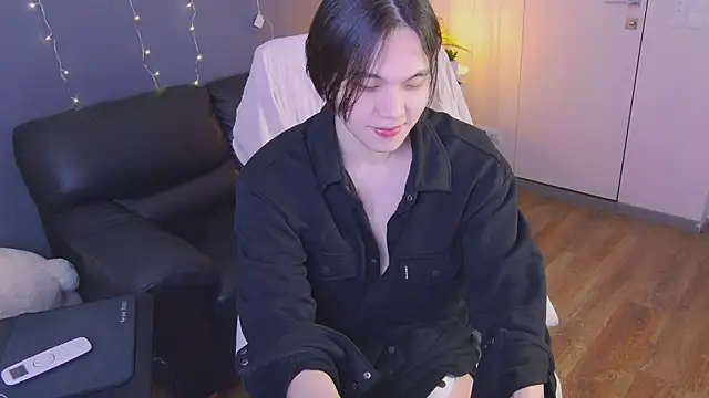 Snapshot of just_gay_ chatting on February 3, 2025, 4:41 pm just gay online show from February 3, 2025, 4:41 pm